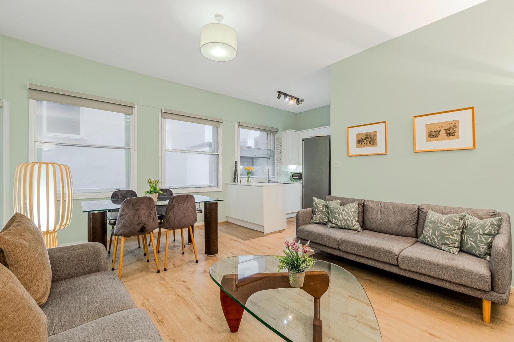 Stunning Central 2Br Flat Btw Soho & Covent Garden Λονδίνο Εξωτερικό φωτογραφία