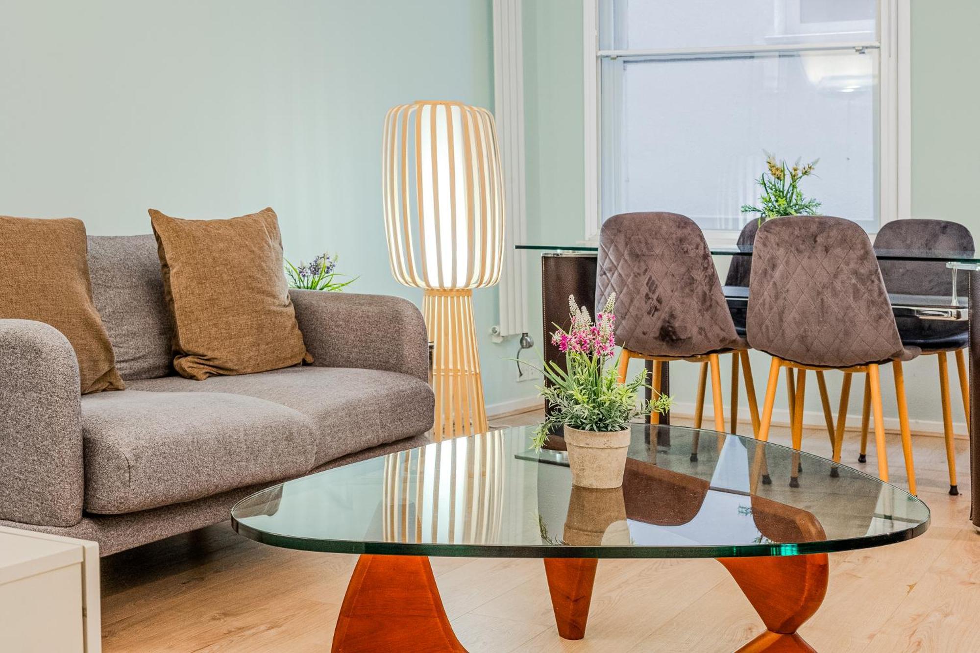 Stunning Central 2Br Flat Btw Soho & Covent Garden Λονδίνο Εξωτερικό φωτογραφία