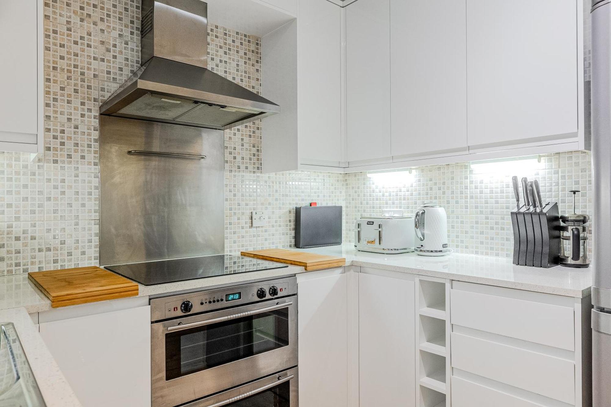 Stunning Central 2Br Flat Btw Soho & Covent Garden Λονδίνο Εξωτερικό φωτογραφία